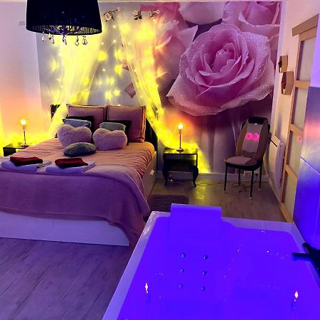 Cosy & Spa Appartement Luxe Jacuzzi Sauna Suite Cristal أفينيون المظهر الخارجي الصورة
